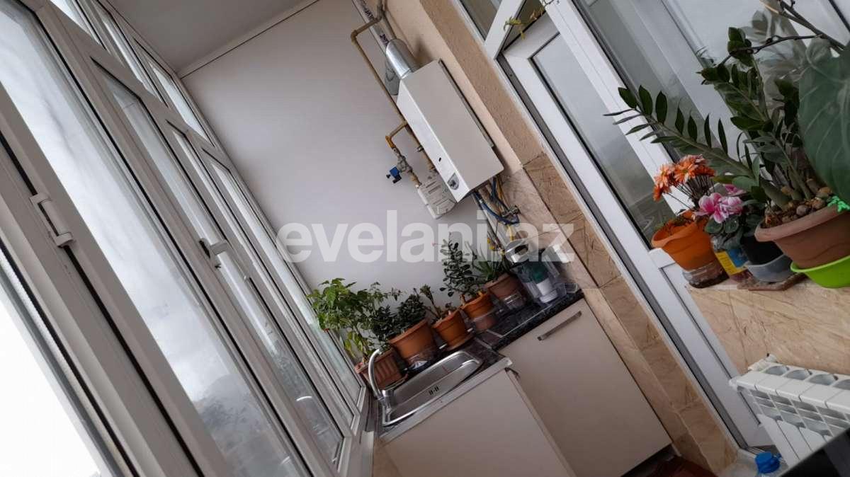 Satılır, yeni tikili, 4 otaqlı, 200 m², Bakı, Yasamal r, Elmlər Akademiyası m.