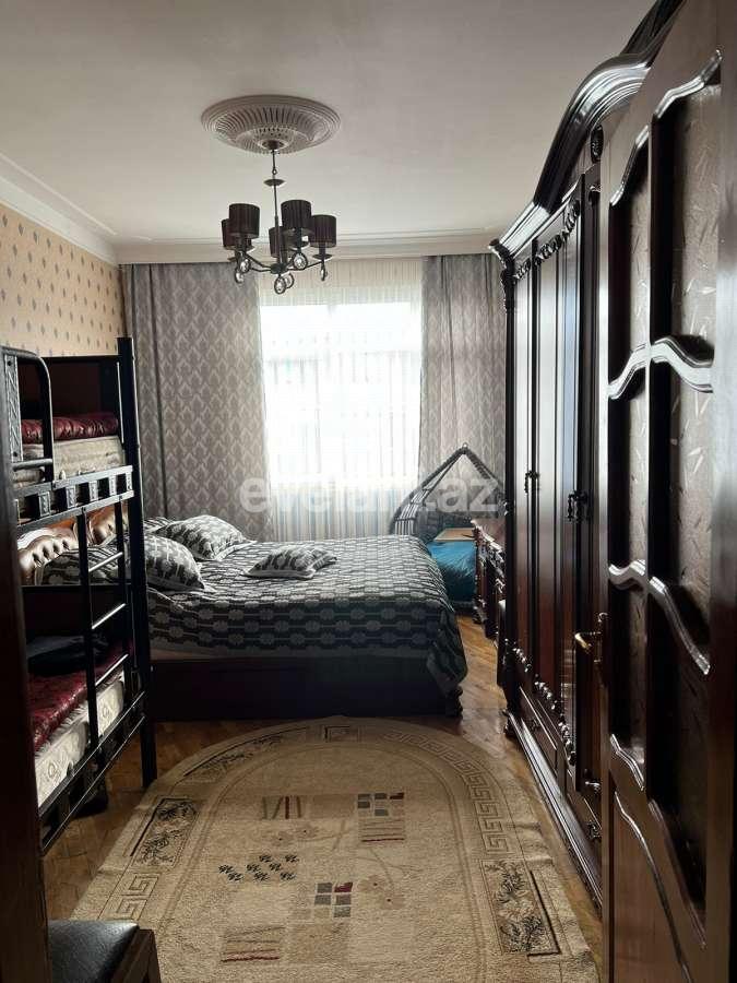 Satılır, köhnə tikili, 2 otaqlı, 50 m², Bakı, Binəqədi r, 28 may m.