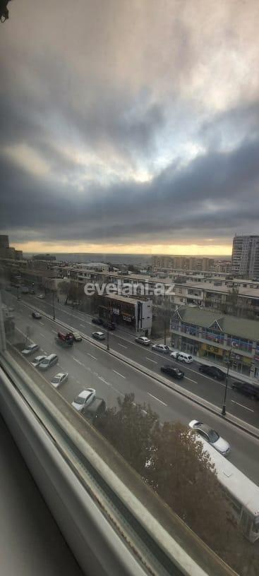 Rent, old building, 3 room, 85 m², Baku, Khatai r, Ahmedli d.
