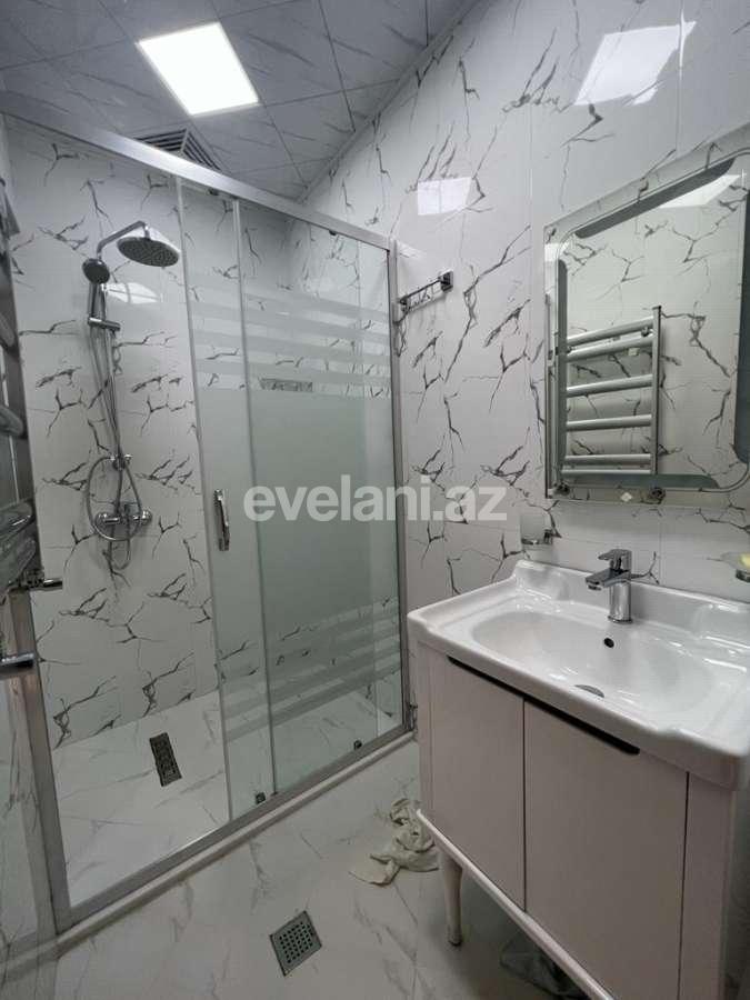 Kirayə verilir, köhnə tikili, 2 otaqlı, 70 m², Bakı, Binəqədi r, Azadlıq prospekti m.