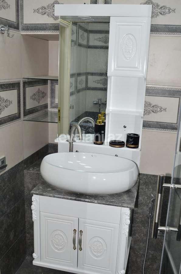 Satılır, yeni tikili, 2 otaqlı, 70 m², Bakı, Xətai r, Əhmədli q, Əhmədli m.