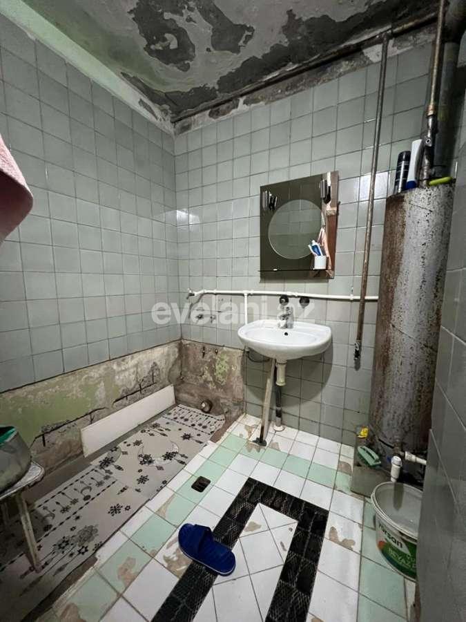 Satılır, köhnə tikili, 5 otaqlı, 110 m², Bakı, Suraxanı r, Massiv A q.