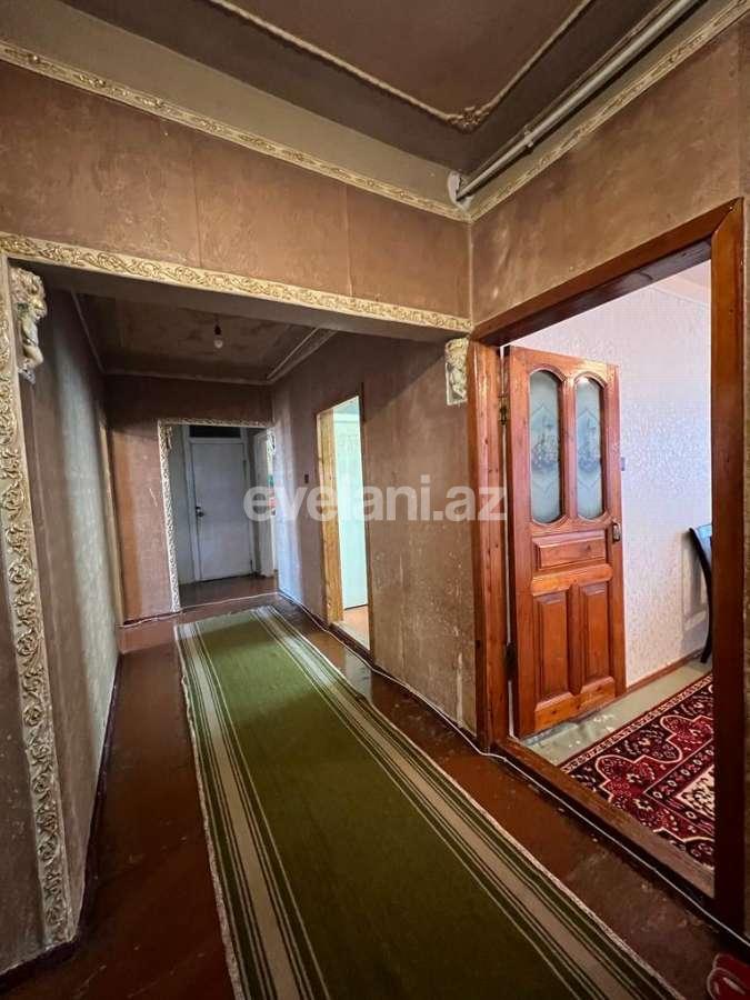 Satılır, köhnə tikili, 5 otaqlı, 110 m², Bakı, Suraxanı r, Massiv A q.