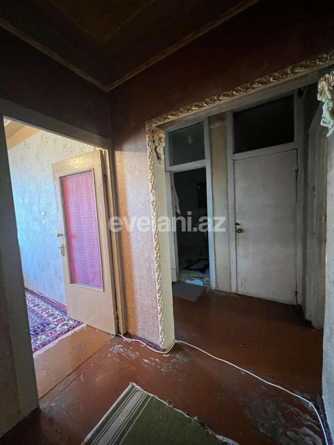 Satılır, köhnə tikili, 5 otaqlı, 110 m², Bakı, Suraxanı r, Massiv A q.