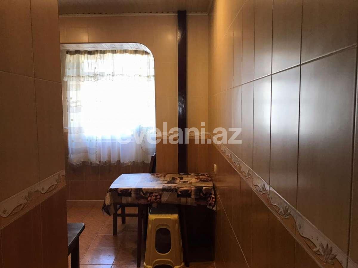 Продаётся, вторичка, 4-комнаты, 100 m², Баку, Бинагадинский r, 8-й микрорайон p, Азадлыг проспекти m.