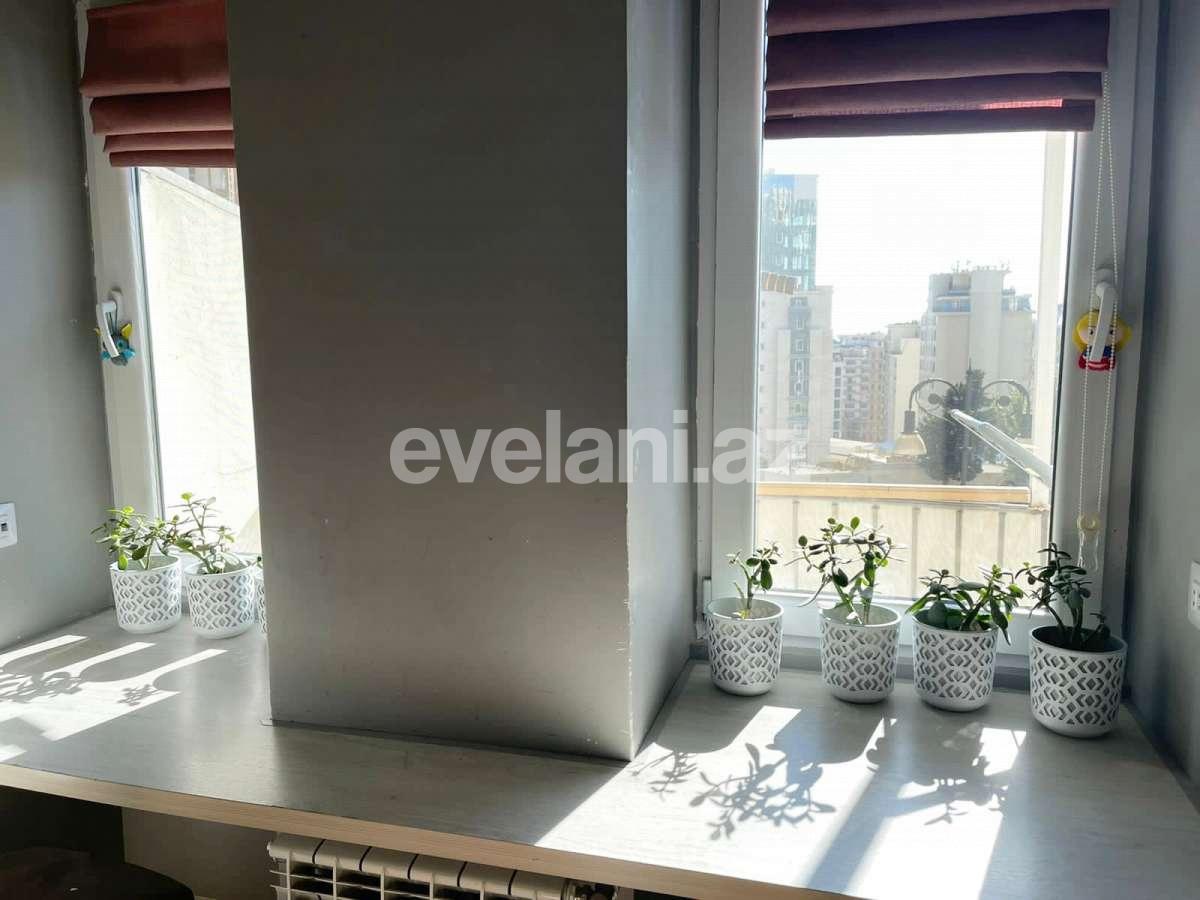 Satılır, köhnə tikili, 2 otaqlı, 68 m², Bakı, Yasamal r.