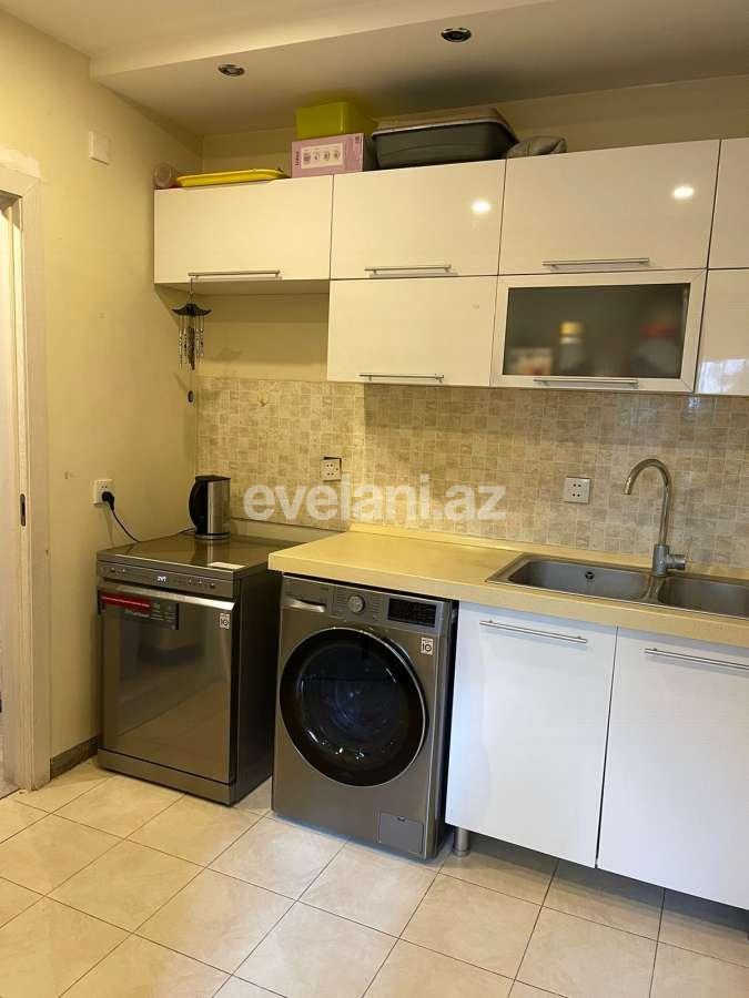 Satılır, köhnə tikili, 2 otaqlı, 68 m², Bakı, Yasamal r.