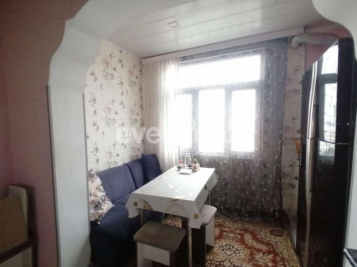 Продаётся, вторичка, 3-комнаты, 73 m², Баку, Бинагадинский r, 8-й микрорайон p.