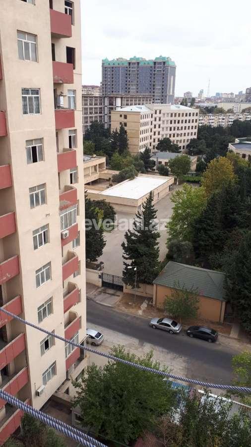 Продаётся, вторичка, 3-комнаты, 73 m², Баку, Бинагадинский r, 8-й микрорайон p.