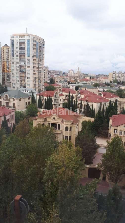 Продаётся, вторичка, 3-комнаты, 73 m², Баку, Бинагадинский r, 8-й микрорайон p.