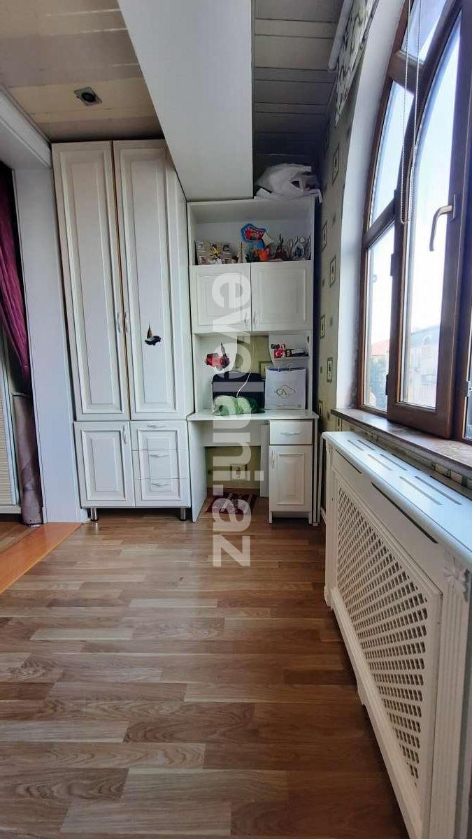 Satılır, köhnə tikili, 3 otaqlı, 85 m², Bakı, Yasamal r, Elmlər Akademiyası m.