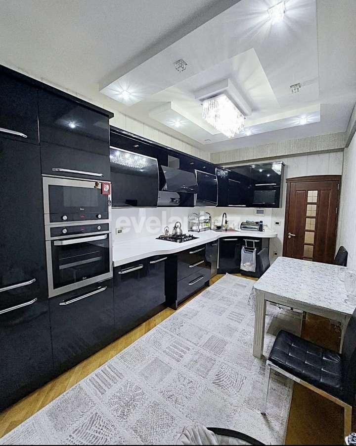 Satılır, yeni tikili, 3 otaqlı, 128 m², Bakı, Nəsimi r, Memar Əcəmi m.