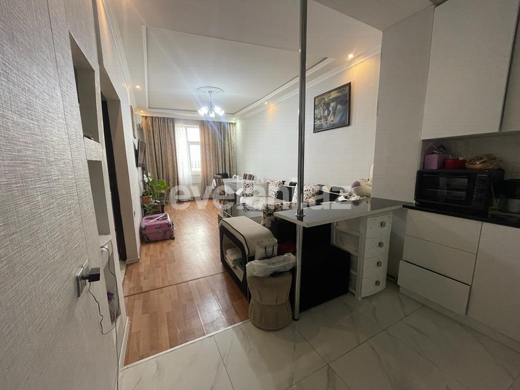 Satılır, yeni tikili, 2 otaqlı, 62 m², Bakı, Binəqədi r, 9-cu mikrorayon q, Memar Əcəmi m.