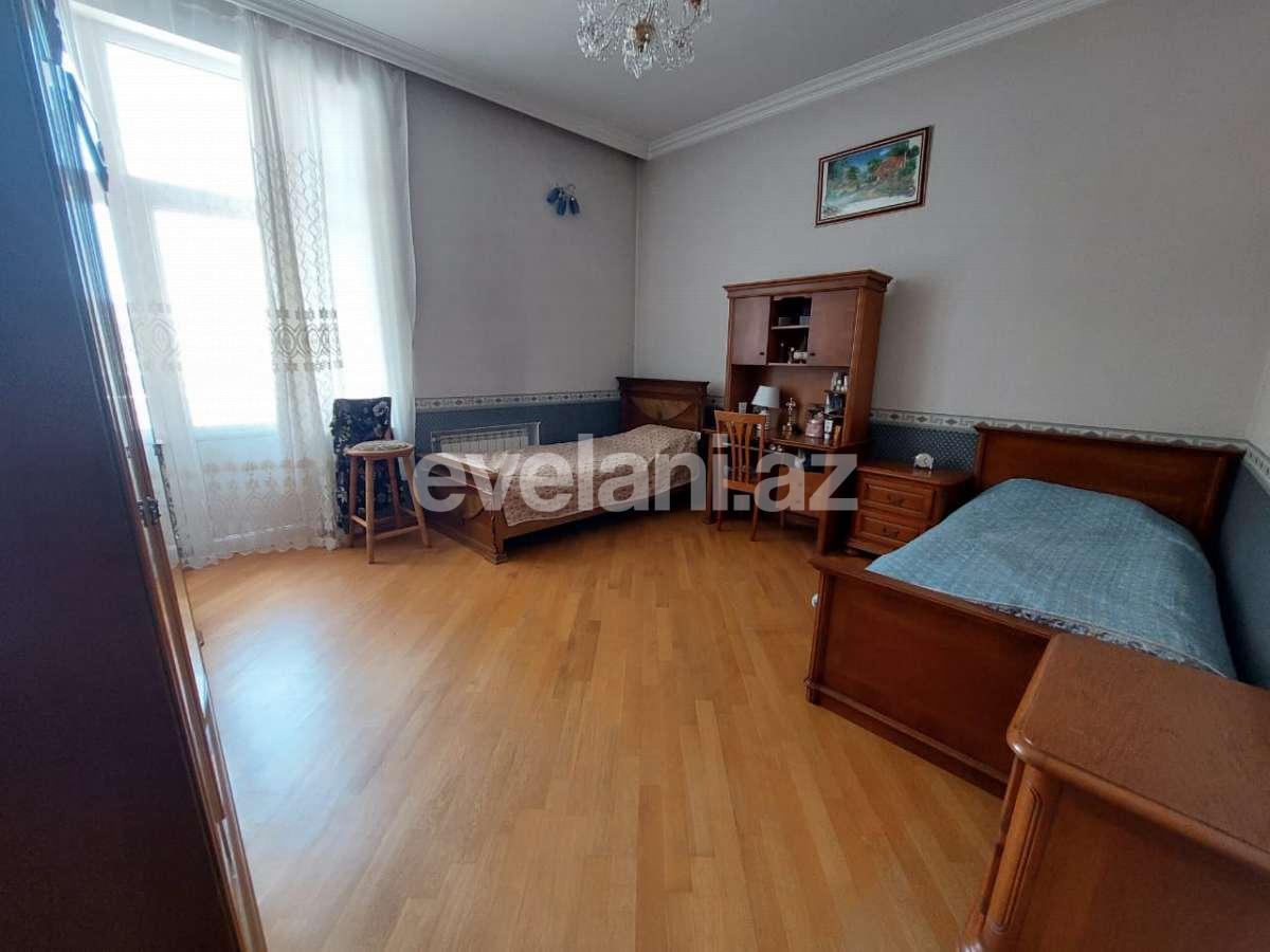 Satılır, yeni tikili, 5 otaqlı, 210 m², Bakı, Nərimanov r.