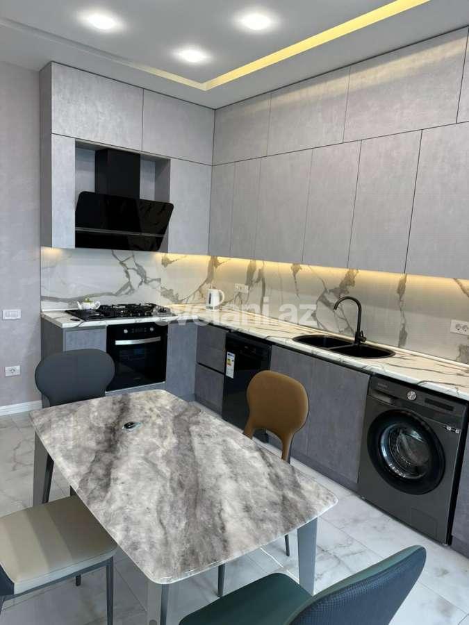 Kirayə verilir, yeni tikili, 2 otaqlı, 100 m², Bakı, Səbail r, İçəri Şəhər m.