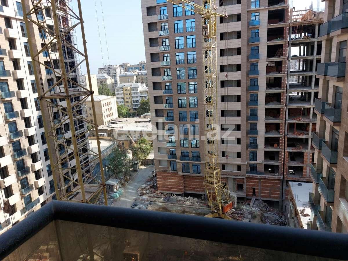 Sale, old building, 2 room, 95 m², Baku, Nasimi r, 28 may m.