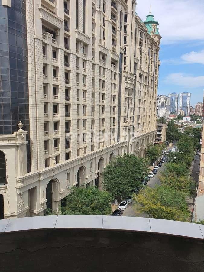 Satılır, yeni tikili, 3 otaqlı, 135 m², Bakı, Yasamal r, Nizami m.