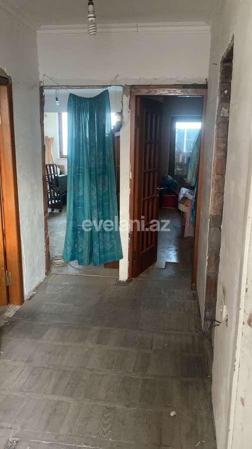 Satılır, köhnə tikili, 2 otaqlı, 70 m², Bakı, Səbail r.