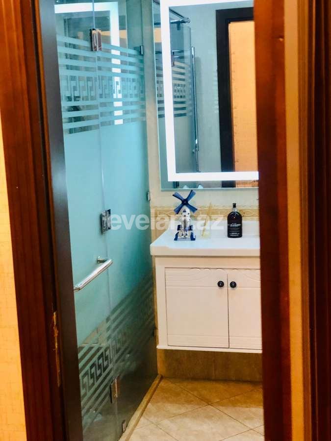 Kirayə verilir, yeni tikili, 3 otaqlı, 105 m², Bakı, Xətai r, Həzi Aslanov q, Həzi Aslanov m.