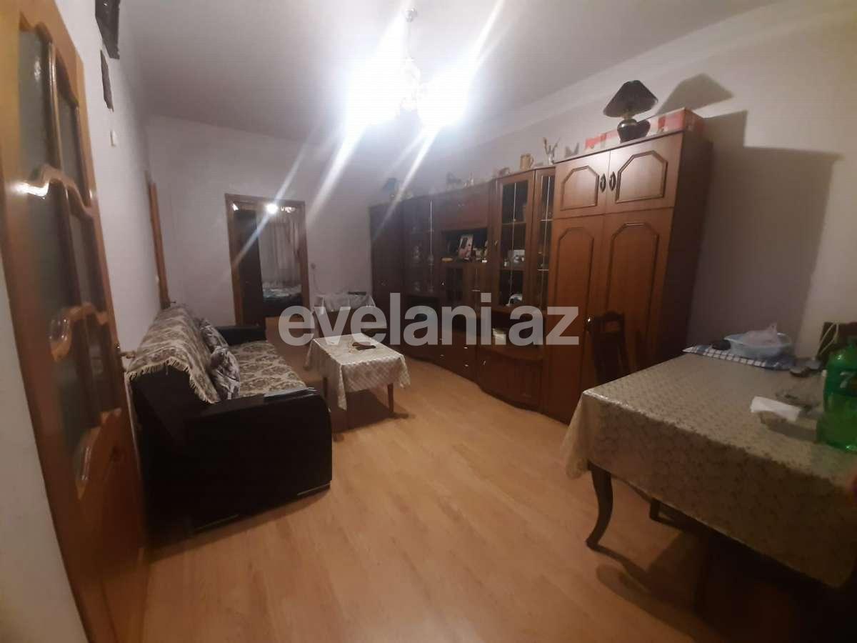 Продаётся, вторичка, 2-комнаты, 42 m², Баку, Насиминский r, 4-й микрорайон p, Мемар Аджеми m.