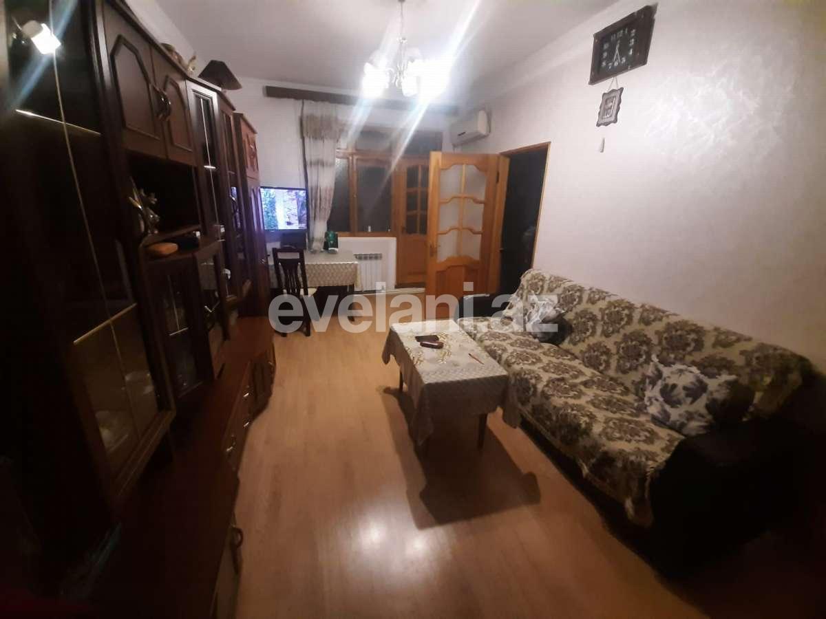 Продаётся, вторичка, 2-комнаты, 42 m², Баку, Насиминский r, 4-й микрорайон p, Мемар Аджеми m.