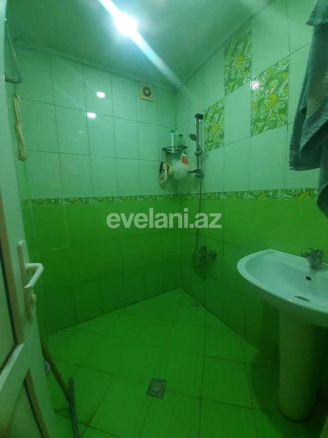 Продаётся, вторичка, 2-комнаты, 42 m², Баку, Насиминский r, 4-й микрорайон p, Мемар Аджеми m.