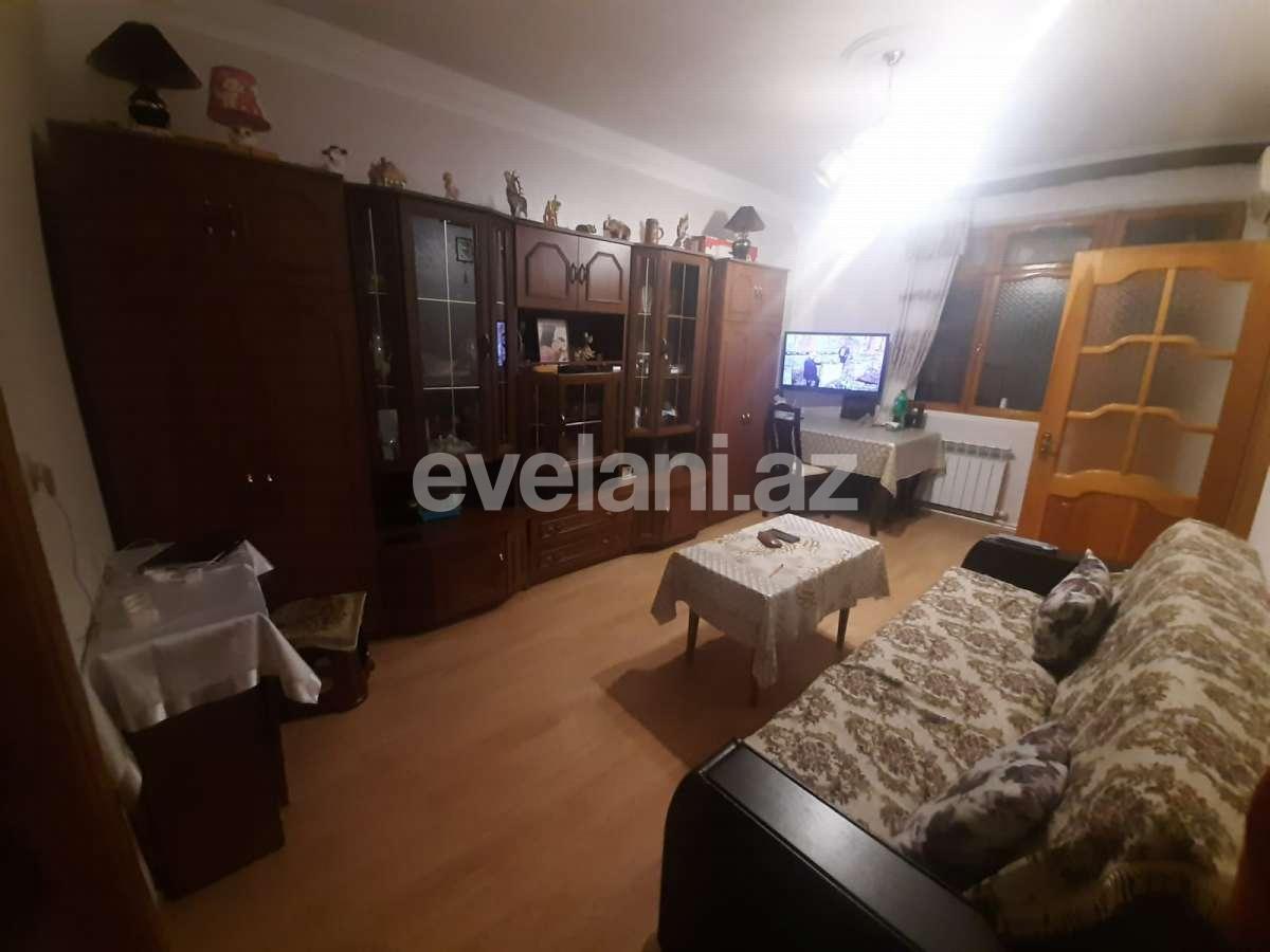 Продаётся, вторичка, 2-комнаты, 42 m², Баку, Насиминский r, 4-й микрорайон p, Мемар Аджеми m.