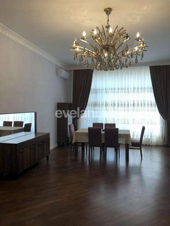 Kirayə verilir, villa, 5 otaqlı, 200 m², Bakı, Səbail r, Badamdar q.