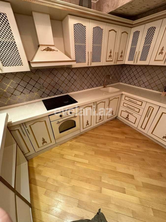 Satılır, yeni tikili, 4 otaqlı, 135 m², Xırdalan