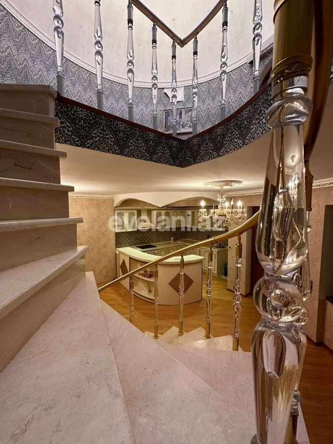 Satılır, yeni tikili, 4 otaqlı, 135 m², Xırdalan
