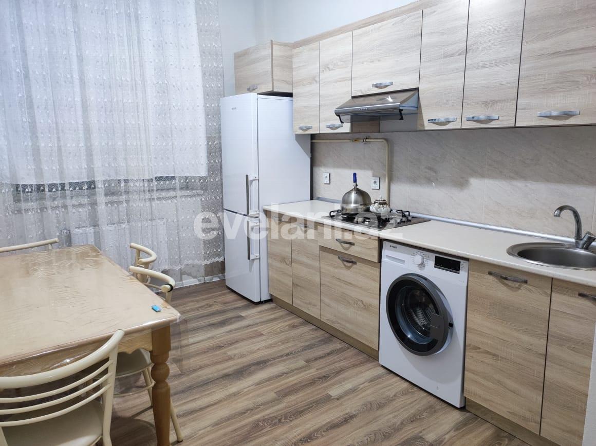 Kirayə verilir, yeni tikili, 4 otaqlı, 110 m², Bakı, Yasamal r, İnşaatçılar m.
