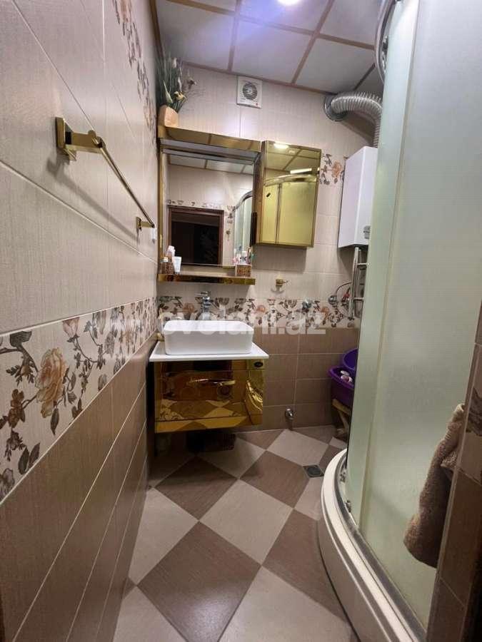 Satılır, köhnə tikili, 3 otaqlı, 81 m², Bakı, Nizami r, Qara Qarayev m.