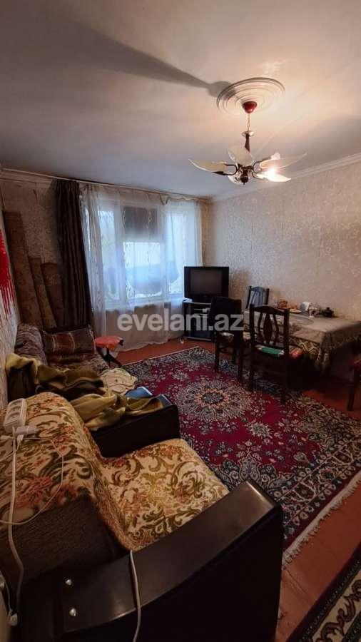 Satılır, köhnə tikili, 2 otaqlı, 47 m², Bakı, Yasamal r, Elmlər Akademiyası m.