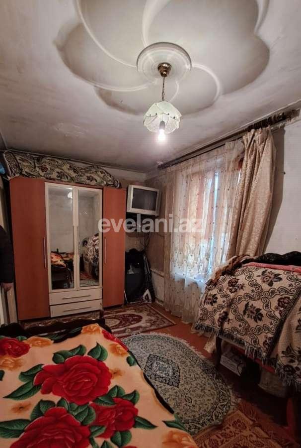 Satılır, köhnə tikili, 2 otaqlı, 47 m², Bakı, Yasamal r, Elmlər Akademiyası m.