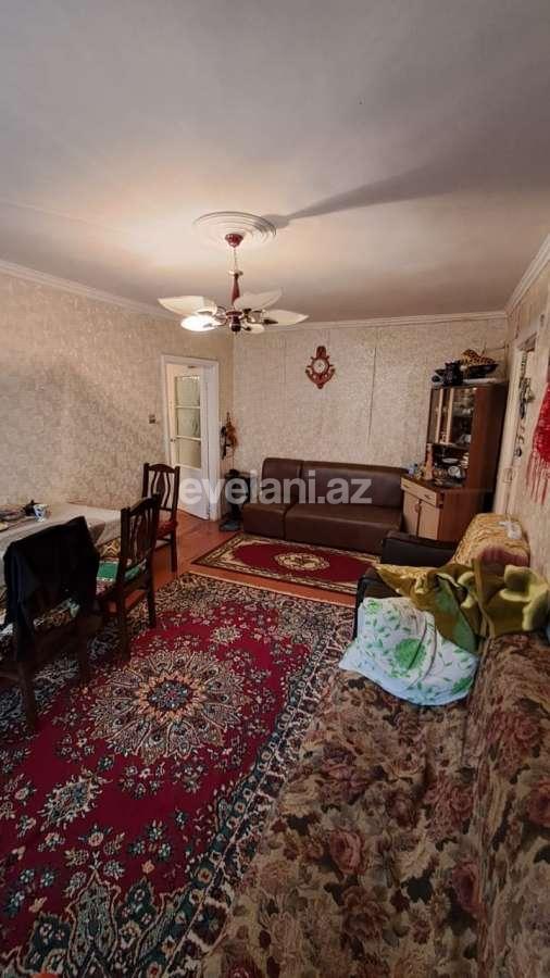 Satılır, köhnə tikili, 2 otaqlı, 47 m², Bakı, Yasamal r, Elmlər Akademiyası m.