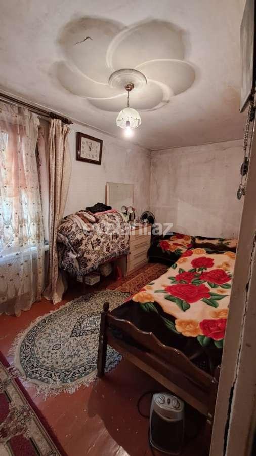 Satılır, köhnə tikili, 2 otaqlı, 47 m², Bakı, Yasamal r, Elmlər Akademiyası m.