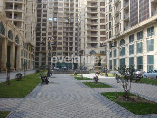 Satılır, yeni tikili, 3 otaqlı, 174 m², Bakı, Səbail r.