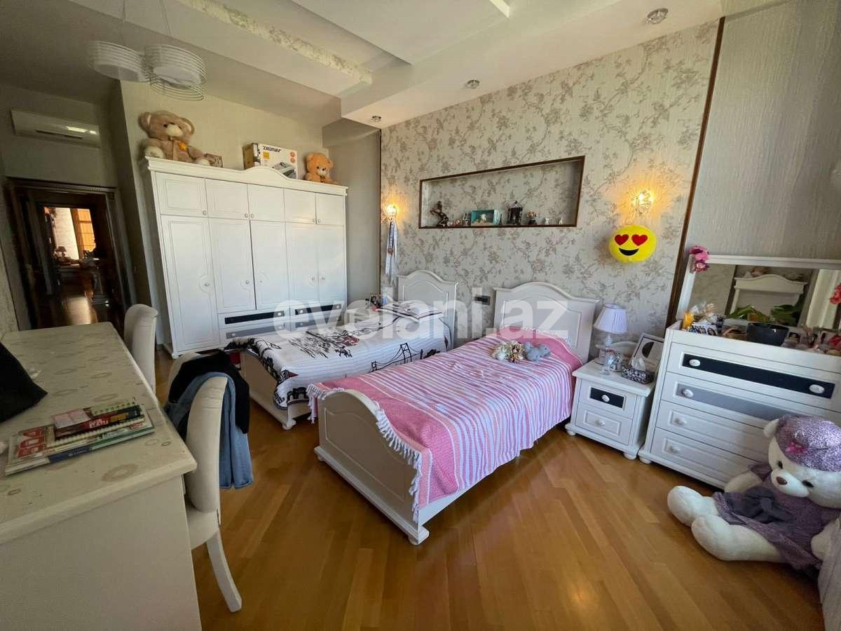 Satılır, yeni tikili, 3 otaqlı, 174 m², Bakı, Səbail r.