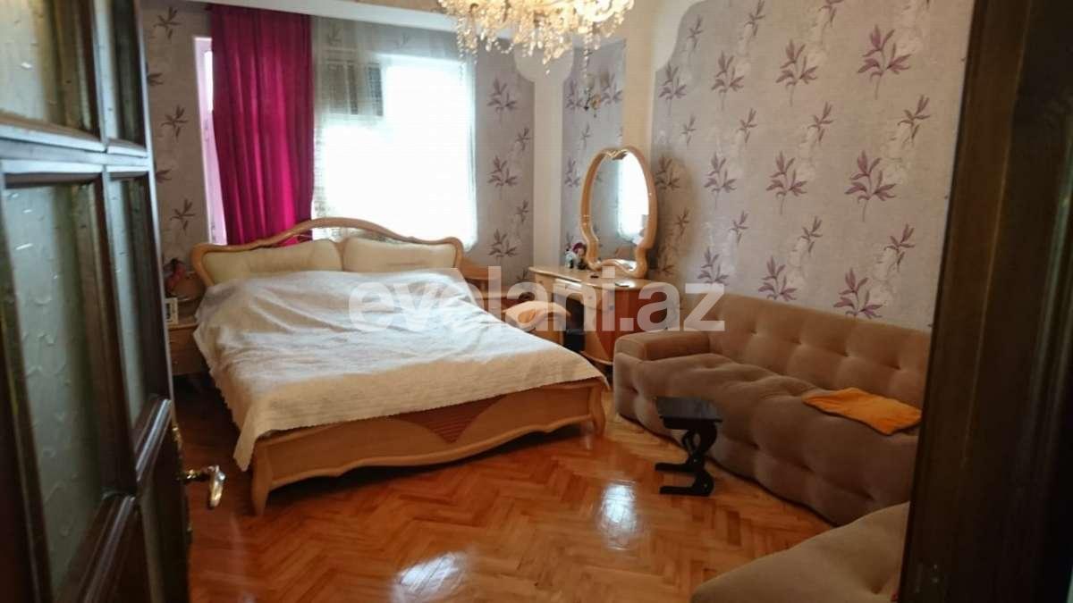Sale, old building, 4 room, 120 m², Baku, Yasamal r.
