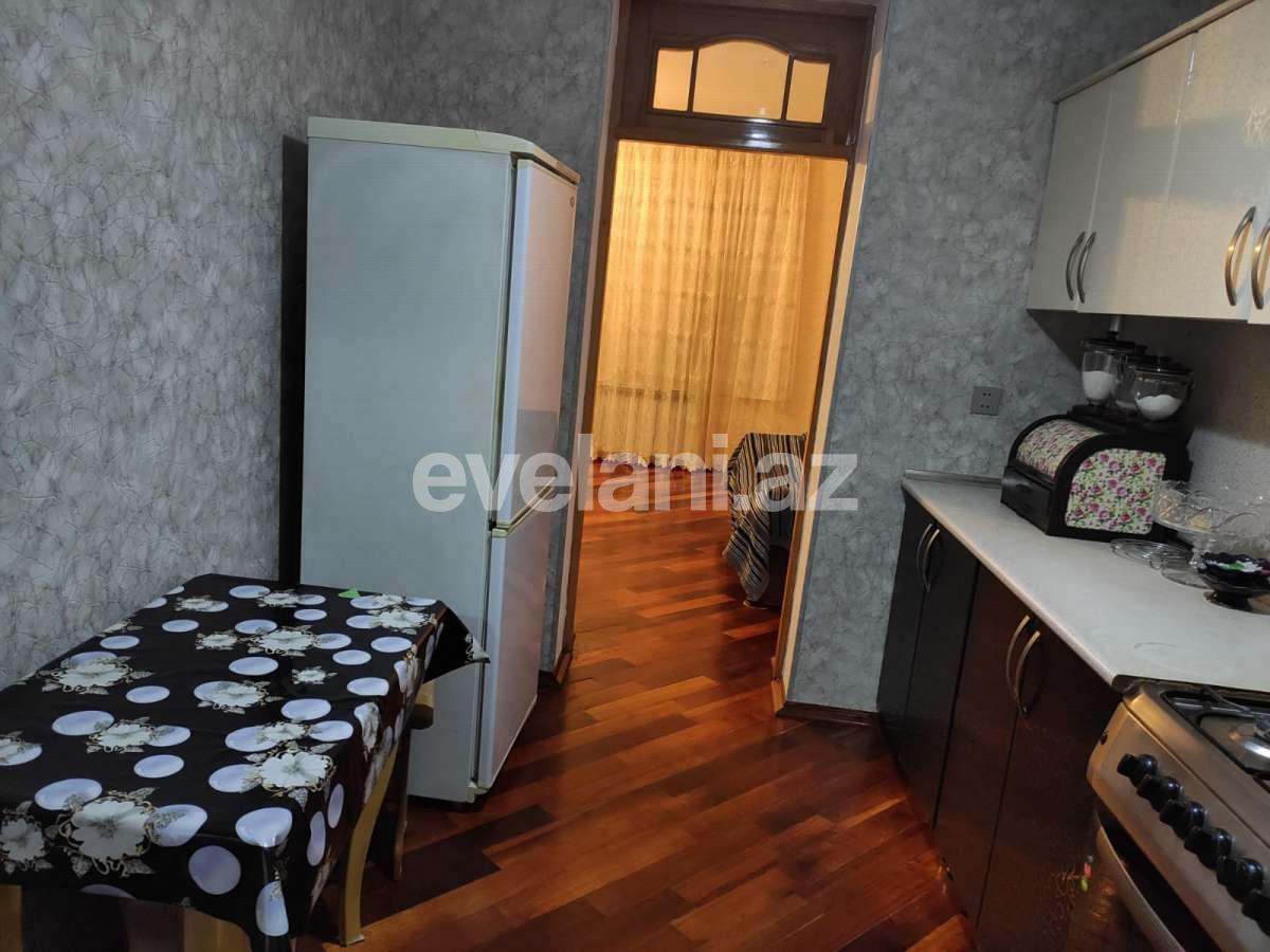 Satılır, köhnə tikili, 3 otaqlı, 86 m², Bakı, Nizami r, 8-ci kilometr q, Qara Qarayev m.