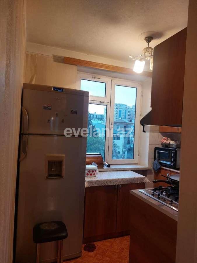 Продаётся, вторичка, 3-комнаты, 70 m², Баку, Хатаинский r, Шах Исмаил Хатаи m.