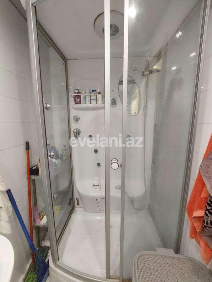 Kirayə verilir, köhnə tikili, 2 otaqlı, 51 m², Bakı, Səbail r, Sahil m.