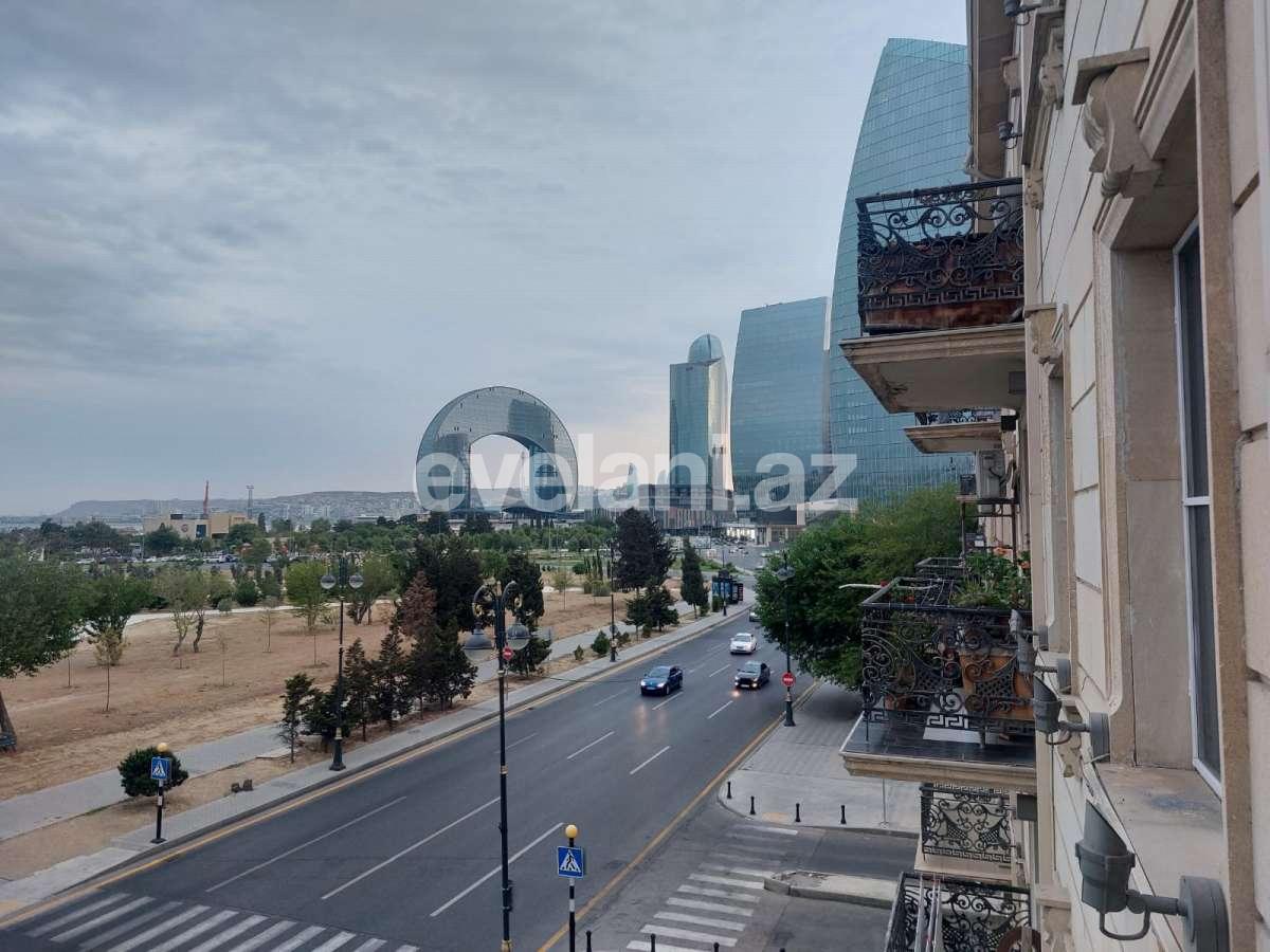 Satılır, köhnə tikili, 3 otaqlı, 74 m², Bakı, Xətai r, Ağ şəhər q, Şah İsmayıl Xətai m.