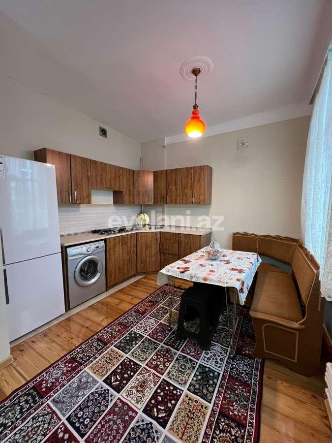 Rent, old building, 2 room, 60 m², Baku, Yasamal r, Yasamal d, Elmlar Akademiyası m.