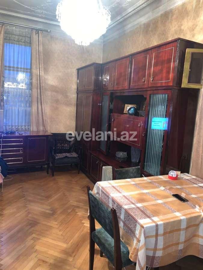 Satılır, köhnə tikili, 2 otaqlı, 52 m², Bakı, Yasamal r.