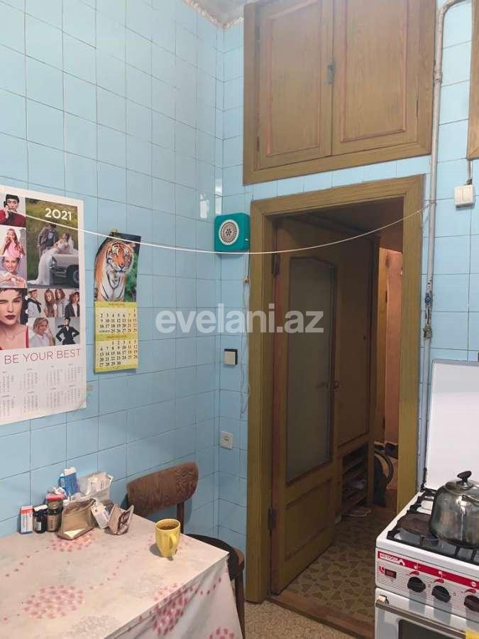 Satılır, köhnə tikili, 2 otaqlı, 52 m², Bakı, Yasamal r.