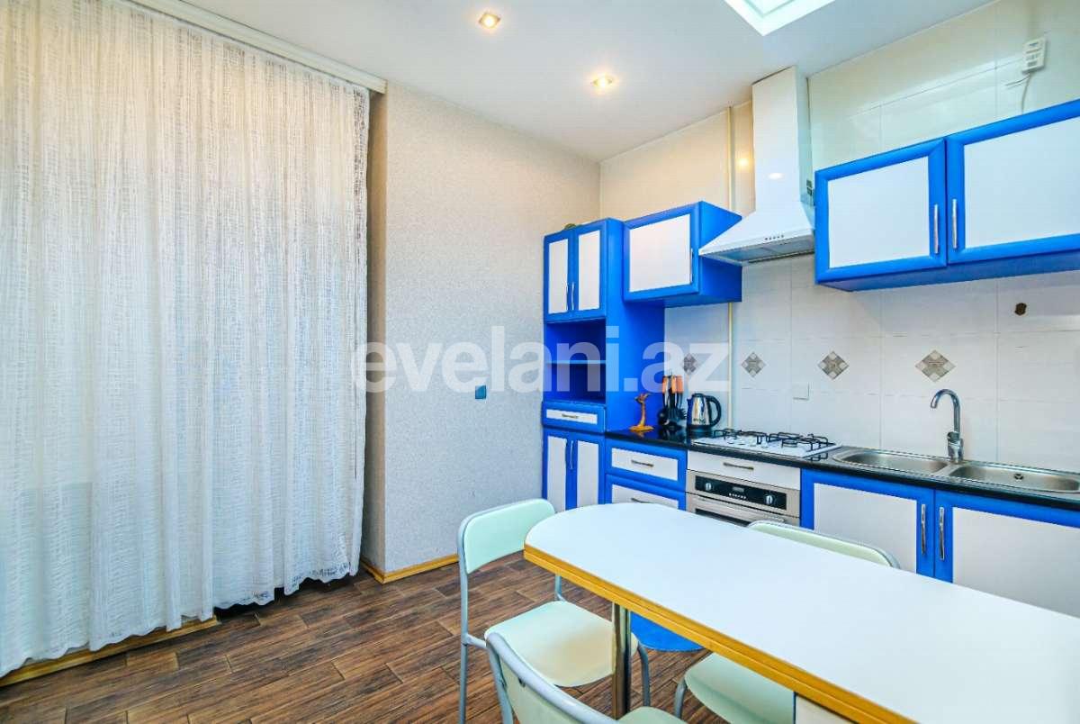 Kirayə verilir, köhnə tikili, 4 otaqlı, 200 m², Bakı, Səbail r, Sahil m.
