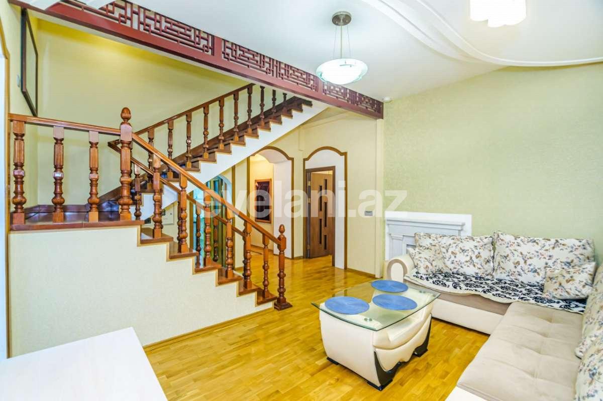 Kirayə verilir, köhnə tikili, 4 otaqlı, 200 m², Bakı, Səbail r, Sahil m.