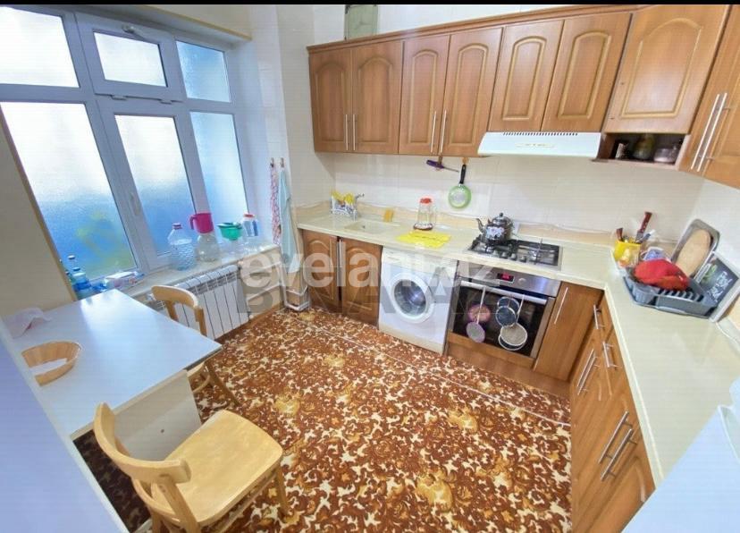 Satılır, köhnə tikili, 3 otaqlı, 82 m², Bakı, Nərimanov r.