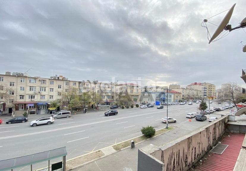 Satılır, köhnə tikili, 3 otaqlı, 82 m², Bakı, Nərimanov r.